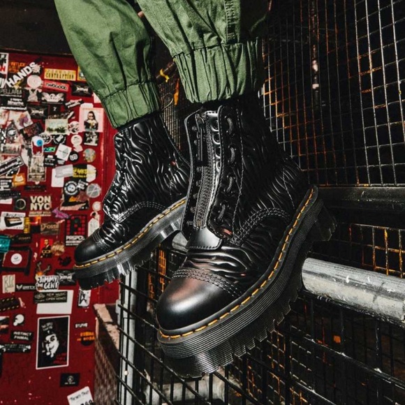 Dr. Martens | Shoes | Drmartens Sinclair Zebra Embossed Smooth Black  Leather Platform Boots Size 9 | Poshmark